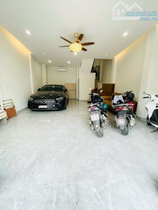 🏠 BÁN NHÀ MẶT TIỀN KHÁNH HỘI – QUẬN 4 💎 VỊ TRÍ KINH DOANH ĐỈNH –Giá chỉ hơn 15 tỏi - 11