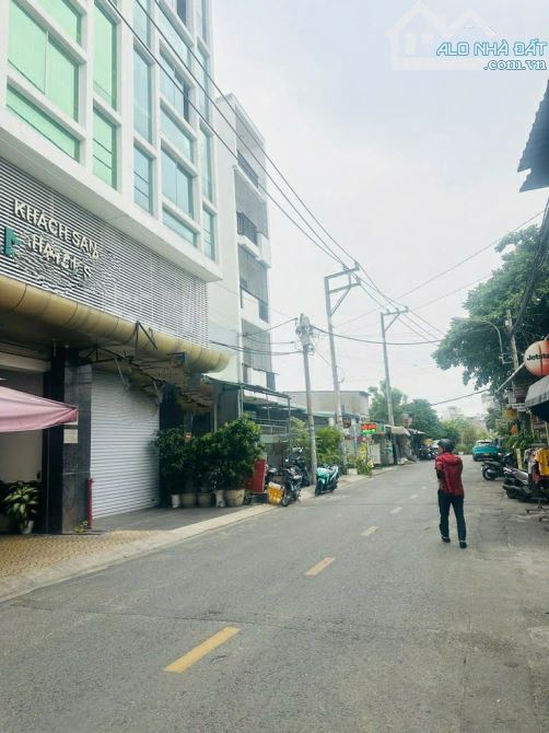 KHÁCH SẠN 6 TẦNG 25 PHÒNG  – HIỆP THÀNH, Q.12 – DOANH THU  200TR/THÁNG - 2