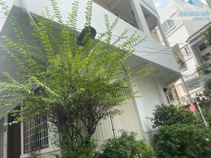 BÁN NHÀ ĐƯỜNG 3 THÁNG 2- P.11- Q10 - 3 MẶT HẺM- HXH- NGANG KHỦNG 7.2M –CHỈ 14 TỶ TL - 1