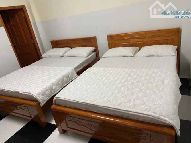KHÁCH SẠN CAO CẤP ĐANG CÓ DÒNG TIỀN 40-50 TRIÊỤ/THÁNG CHỈ 6TỶ - 2