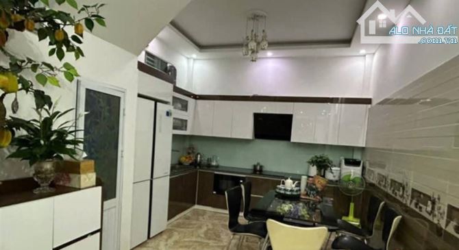 Bán nhà 4 tầng tại Lạch Tray , Đằng Giang , Ngô Quyền Giá  5 tỷ 500 - 1