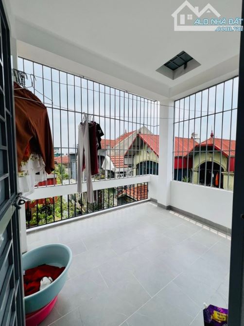 Nhà đẹp 5 tầng, 32m, ở sướng, KD đỉnh, ô tô đỗ cửa, Đinh Công, Hoàng Mai - 1