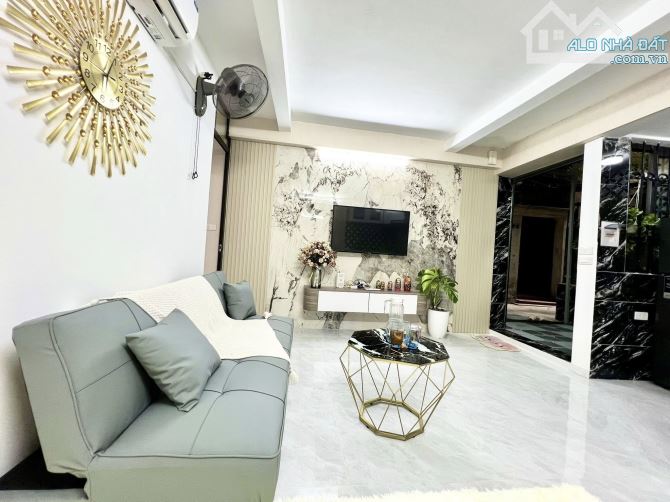 NHÀ ĐẸP KIM MÃ NHỎ XINH- GẦN HỒ NGỌC KHÁNH- FULL NỘI THẤT - DT 50M2 GIÁ 3,45 TỶ - 1