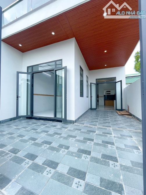 Biệt Thự Mini Sổ Riêng Thổ Cư NGANG 8,5m QUÁ ĐẸP luôn ạ! – GIÁ CHỈ HƠN 2 TỶ XÍU - 1