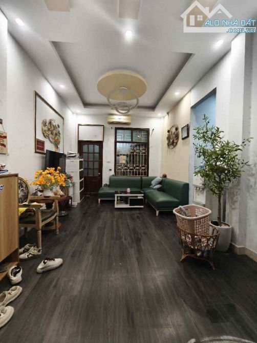 VÕ CHÍ CÔNG NGHĨA ĐÔ CẦU GIẤY, 5 TẦNG 53M GẦN PHỐ Ô TÔ TRÁNH. Nhỉnh 10 tỷ - 1