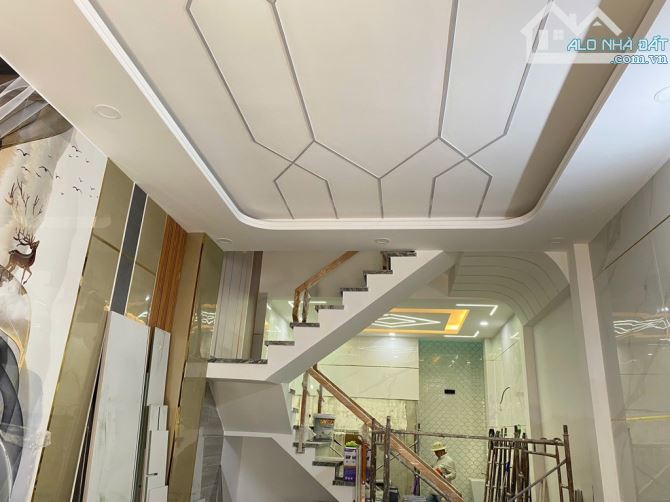 4 TẦNG -ĐẤT MỚI - BÌNH TRỊ ĐÔNG - GIÁP TÂN PHÚ - HẺM XE HƠI THÔNG DT: 4*15m -GIÁ 6.55 tỷ - 1