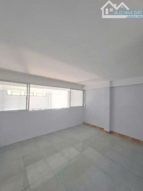NHÀ HẺM XE HƠI – 5PN KHÉP KÍN – 64M² – NGANG 4M DÀI 16M – CMT8 QUẬN 10 – CHỈ 10.6 TỶ - 1