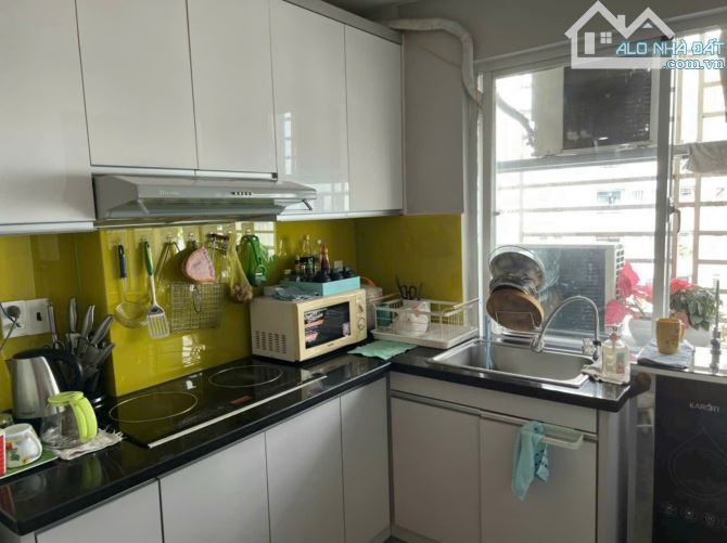 Cần cho thuê căn hộ chung cư Số 1 Tôn Thất Thuyết  Quận 4, diện tích 63m2, 2 phò - 1