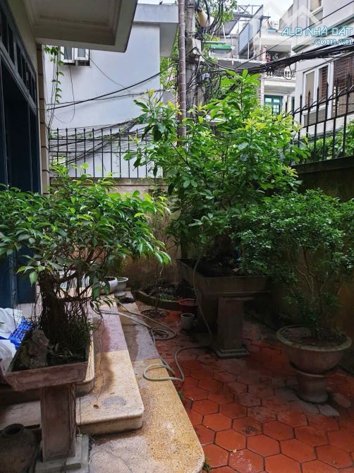 CỰC HIẾM, MẶT HỒ TÂY, LÔ GÓC - 1