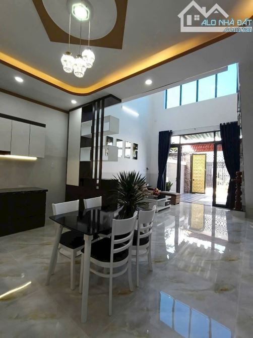 Trả trước 650triệu Bán nhà sổ riêng gần chợ Tân Bình Tân Triều - 1
