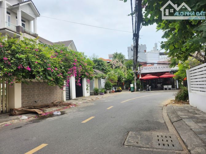 CHẾ LAN VIÊN - SÁT NGAY BÃI TẮM MỸ KHÊ - BÁN ĐẤT TẶNG CĂN NHÀ 2 TẦNG KIÊN CỐ - HÀNG F0 - 1