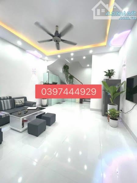 GIẢM 600TR_CẦN BÁN GẤP NHÀ XALA 35M, 3 TẦNG, 10M RA Ô TÔ TRÁNH DỪNG ĐỖ, GIÁ 5.8 T - 1