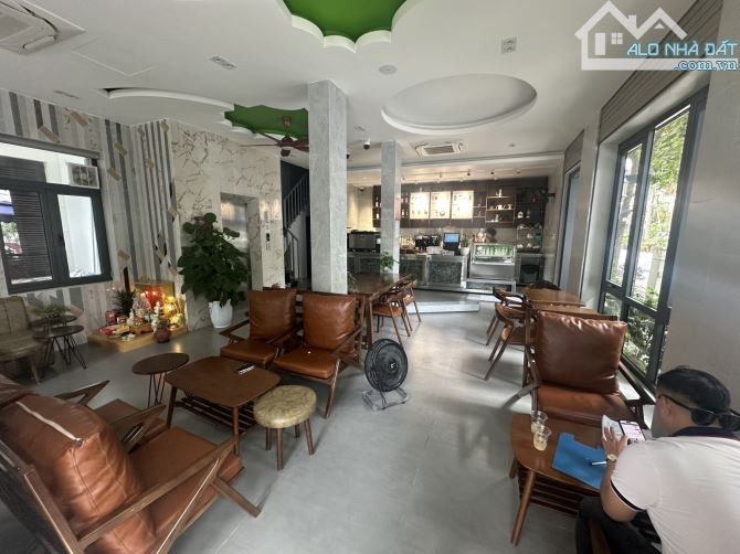 BIỆT THỰ VIP LÔ GÓC KĐT CẦU BƯƠU, THANH TRÌ,100M,4T,MT18M, THANG MÁY, VỈA HÈ, Ô TÔ - 1