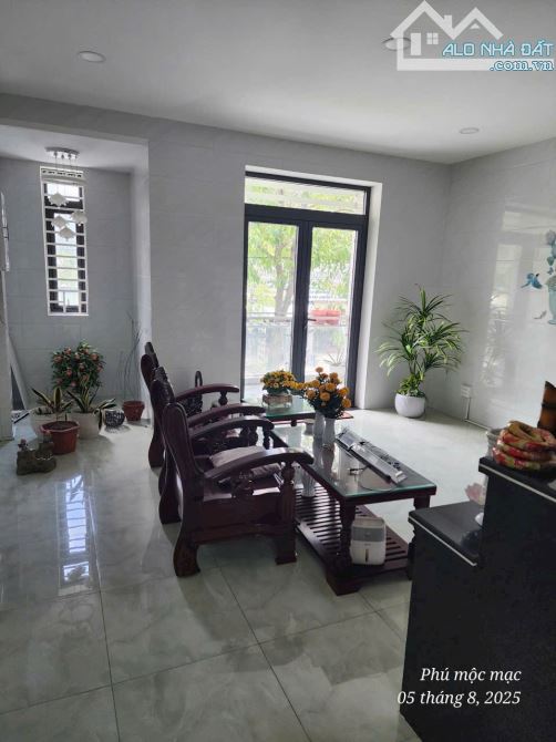 BÁN NHÀ 3 TẦNG 11 Tỷ SIÊU RỘNG - MẶT TIỀN NGUYỄN ĐỆ - PHƯỜNG NINH KIỀU - TP CẦN THƠ - 1