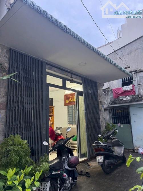 🔥 Bán Gấp Nhà Lô Góc 2 Mặt Tiền Ngay Ngã 4 Hòa Bình – Chỉ 4.65 Tỷ! - 1