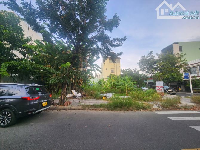 BÁN NHANH  LÔ ĐẤT KẸP GOC ĐẸP, KỀ GÓC  THANH LƯƠNG 8, HÒA XUÂN, TÂY BẮC SẠCH ĐẸP ĐƯỜNG 7.5 - 1