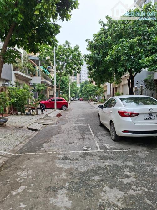 ✅ KDT Văn Khê. Hà Đông. Phân lô, vỉa hè, ô tô đỗ cửa 2mặt thoáng. DT83 5T MT5 giá: 24 tỷ - 1