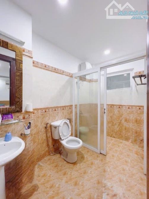 NHÀ ĐẸP 5 TẦNG – HẺM 8M SÁT MẶT TIỀN 3/2 – NGANG KHỦNG 7M – Q10. - 1
