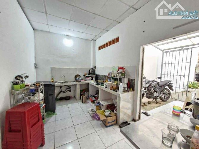 bán nhà 2 mặt tiền hẻm xe hơi ngag 6.5 nở hậu 9m đình phog phú - 1