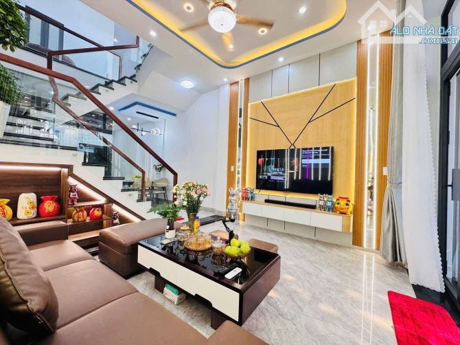 SIÊU PHẨM ĐẸP RẠNG NGỜI- THANH KHÊ-  70M- 2 TẦNG SÁNG BÓNG- NỞ  HẬU - 1