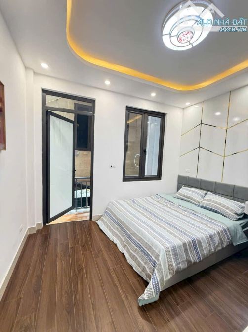 [ NHÀ ĐẸP Khương Đình 42m2 CHỈ 7.8 TỶ ] - Gần Phố - Oto 20m - Lô Góc 2 Thoáng - 1