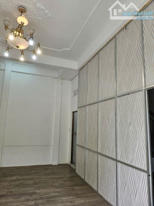 Cho thuê nhà mặt tiền đường Nguyễn Ái Quốc thành phố Biên Hòa - 13