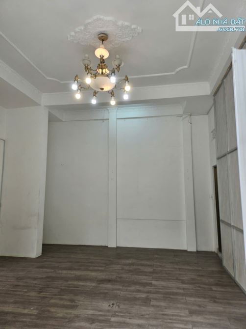 Cho thuê nhà mặt tiền đường Nguyễn Ái Quốc thành phố Biên Hòa - 14