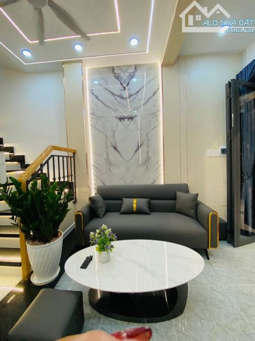 🔥Bán Nhà Đường Nguyễn Phúc Chu   📍P 15 Tân Bình  Hẻm Ô TO 🚖 📐Ngang 5M 170M2 5 Tầng  📉 - 15