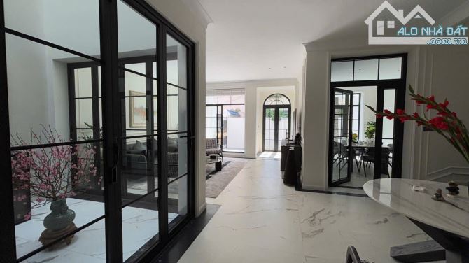 Nhà Hiếm Nhất Đakao Quận 1 - Đường Nguyễn Thành Ý - 8x18m 3 Tầng - 50 Tỷ - 15