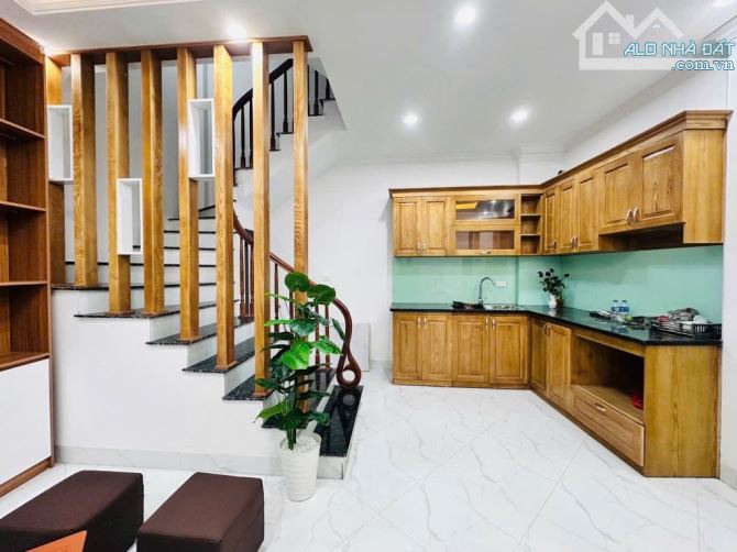CỔ NHUẾ 30M2 5TẦNG MT5,9m/6, 9 TỶ - 2