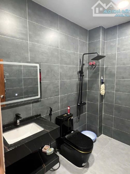 🏡 Chủ Cần Bán Gấp Giảm Sâu nhà 5 Tầng Hiện Đại 🏡 - 2