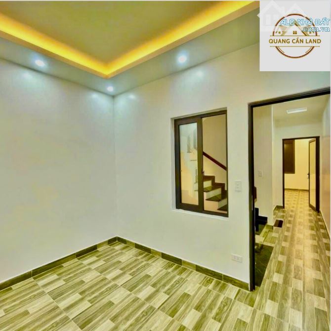 Bán nhà Võ Thị Sáu, ngõ thông, kinh doanh nhỏ, trước nhà rộng thoáng sáng, 42m2, 7 tỷ - 2