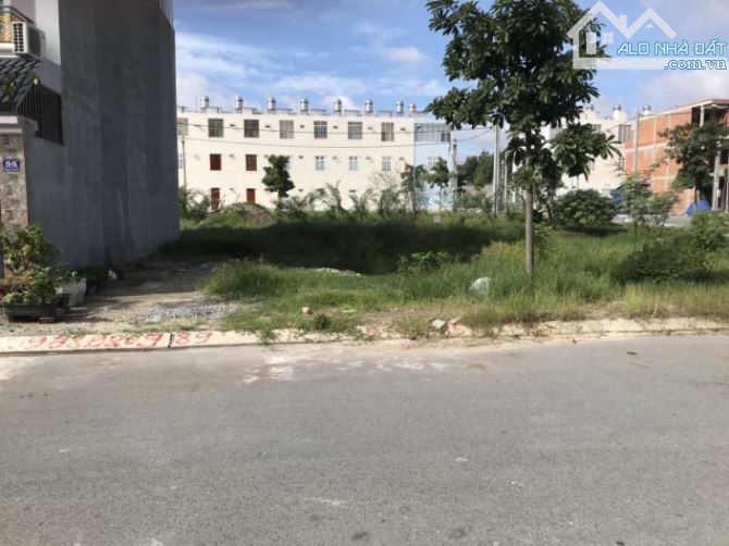 Bán gấp 2 đất gần Vinhomes Quận 9, giá 3tỷ, 100m2, SHR. - 2