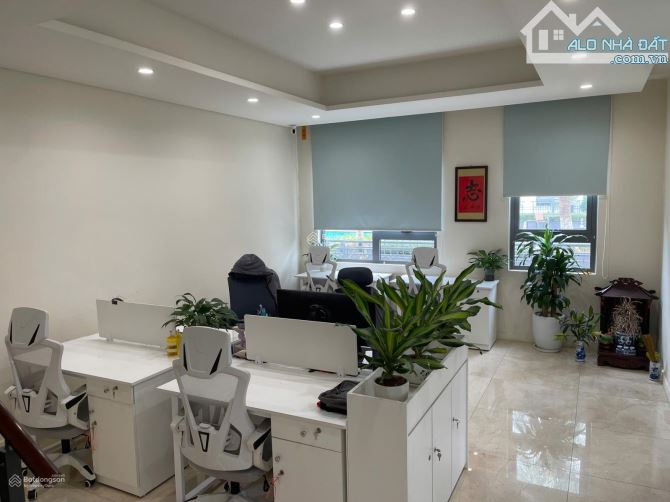 Cần bán nhà Liền Kề Phố Nguyễn Tuân diện tích 69m2, 5 tầng, mặt tiền 6m. - 2