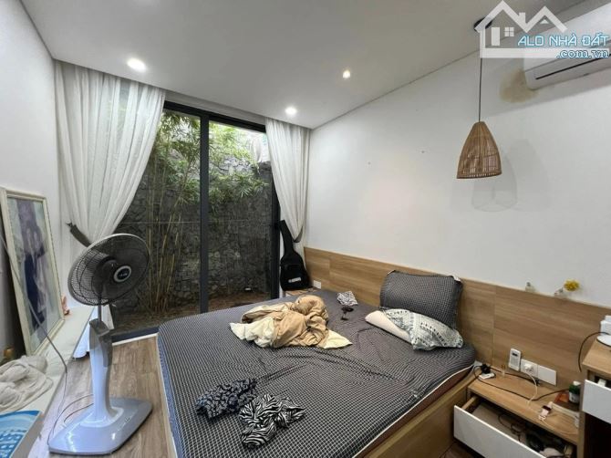 💥 HOT HOT - DG 5,5M NHÀ 3 TẦNG  MẶT TIỀN TT HẢI CHÂU TP. ĐÀ NẴNG - DT 122M2 - ZÁ 7,X TYỶ. - 2