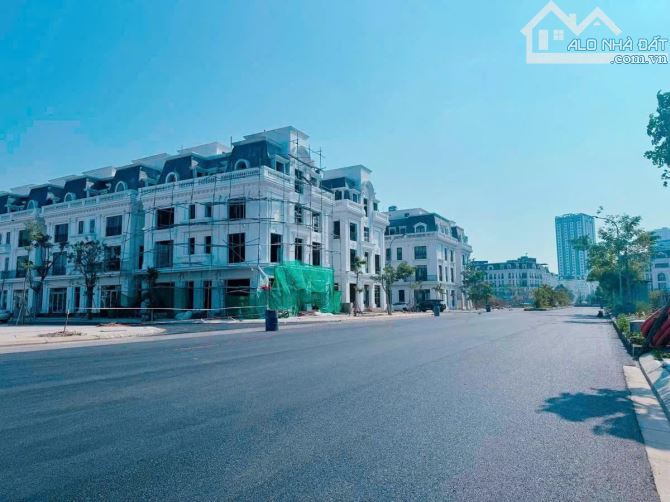 Bán Shophouse FLC Premier, N.T. Liêm. DT 96m x 6T, Mặt phố, MT8m.     Giá 36 tỷ. - 2