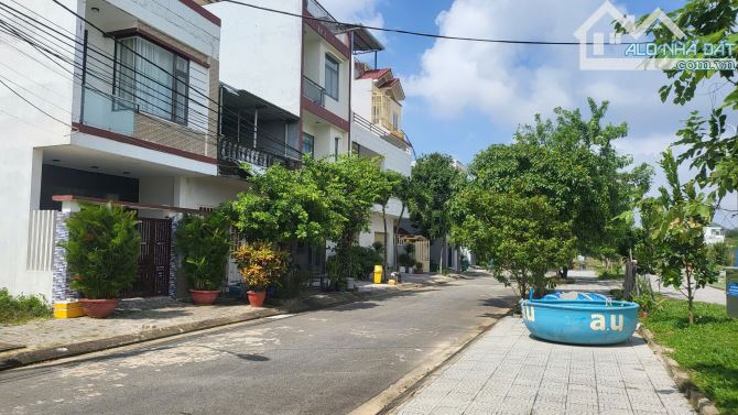 Bán đất đường Đông Hải 8 đối diện công viên ngay Khu biển Non Nước, Tân Trà - 2