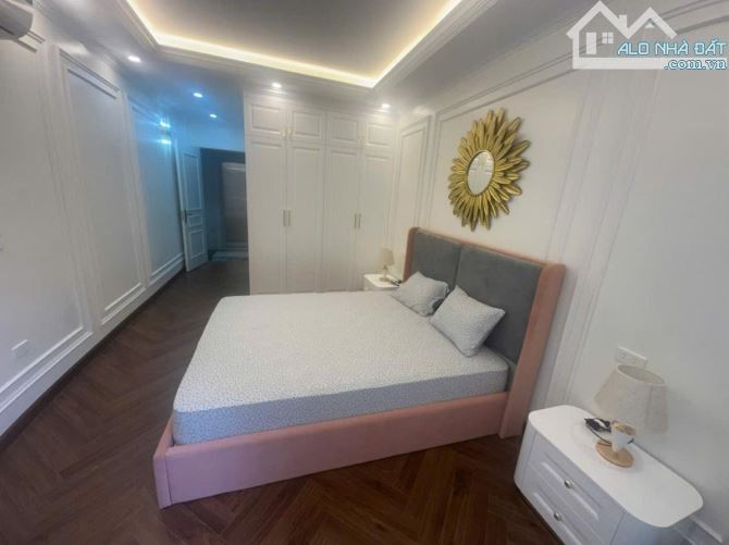 CỰC HIẾM – NHÀ GẦN PHỐ – 40M² – 6 TẦNG – THANG MÁY – Ô TÔ ĐỖ CỬA – CÁCH Ô TÔ TRÁNH 5M. - 2