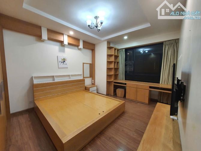 B.án căn nhà Lạc Trung_39m/ 5 tầng_Hơn 9 tỷ - vị trí rất đẹp - 2