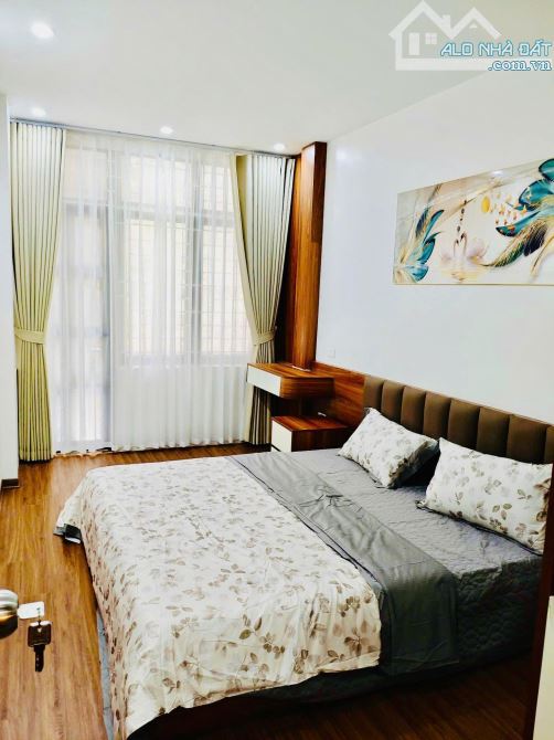 Bán nhà vườn hoa 1/6 Trần Quang Diệu 20m2, 5 Tầng Lô góc 4.95 tỷ - 2