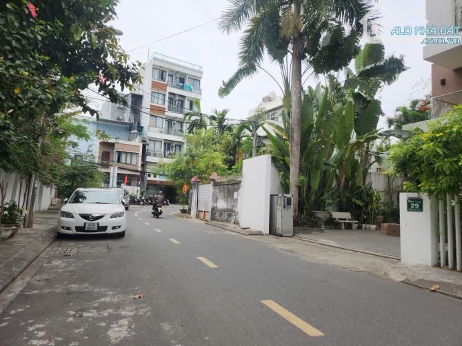 CHẾ LAN VIÊN - SÁT NGAY BÃI TẮM MỸ KHÊ - BÁN ĐẤT TẶNG CĂN NHÀ 2 TẦNG KIÊN CỐ - HÀNG F0 - 2