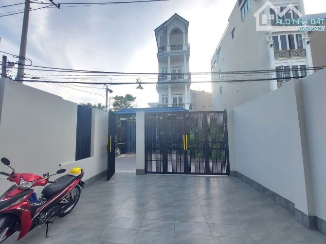 🔥 BÁN NHÀ GÓC 2 MẶT TIỀN – 104,6M² (5,5m x 19m) - 3 TẦNG – NGUYỄN DUY TRINH – LONG TRƯỜNG - 2