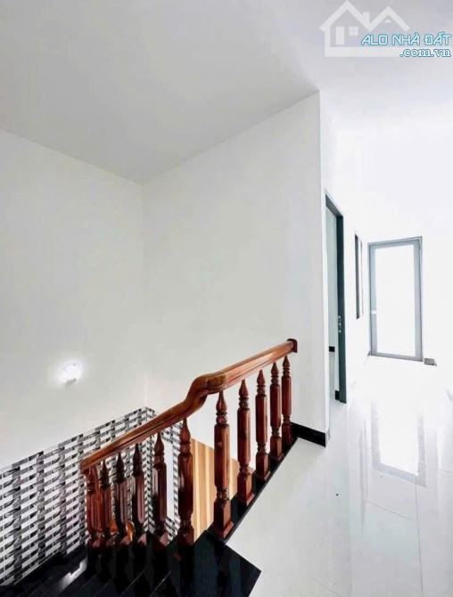Bán nhà sau căn mặt tiền,đường NGUYỄN THÁI HỌC (p.NGUYỄN VĂN CỪ cũ) nay p.QUI NHƠN NAm - 2