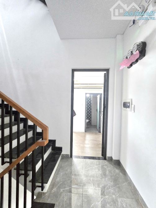SIÊU PHẨM CĂN HỘ DỊCH VỤ DÒNG TIỀN - MỚI KENG 11 PHÒNG - THU NHẬP 55 TRIỆU/THÁNG - 11.2 TỶ - 2