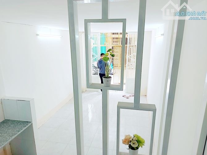 🚘🌹SÁT MẶT TIỀN -NGUYỄN TIỂU LA- QUẬN 10 - 4 TẦNG -ÔTÔ ĐỖ CỬA THÔNG TỨ TUNG -CHỈ 6,99TỶ - 2
