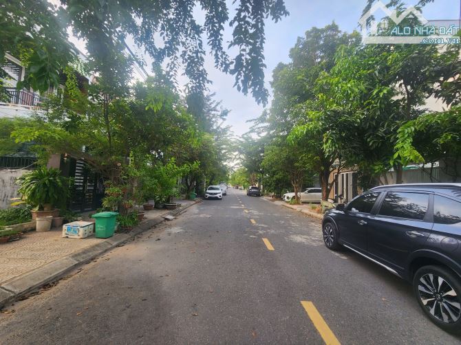 BÁN NHANH  LÔ ĐẤT KẸP GOC ĐẸP, KỀ GÓC  THANH LƯƠNG 8, HÒA XUÂN, TÂY BẮC SẠCH ĐẸP ĐƯỜNG 7.5 - 2