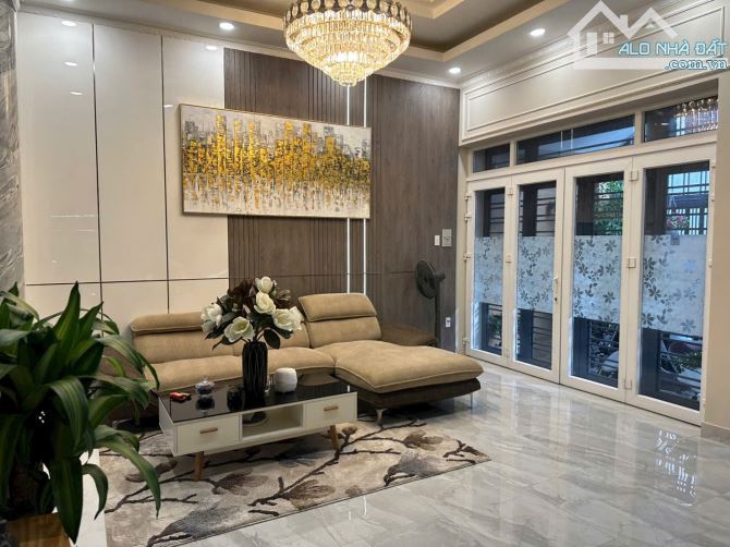 27.5 tỷ! Bán nhà phố Đ. Võ Thị Sáu, Q.1 – 6.4x18m – 5 tầng. - 2