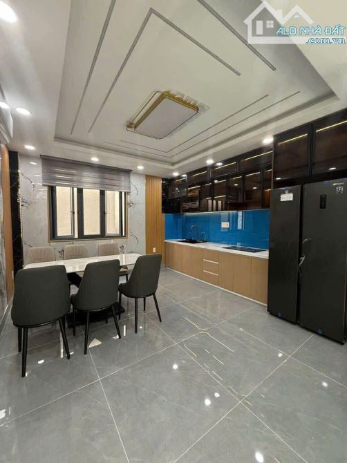 BÁN NHÀ GIÁ 6,35T, HXT, 5T, RA NGUYỄN ẢNH THỦ, HT, Q12. - 2