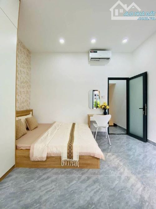 Nhà Gò Vấp Phường 10 đường Quang Trung 3 phòng ngủ giá 4,25 tỷ SHR gần ngã Năm Chuồng Chó - 2
