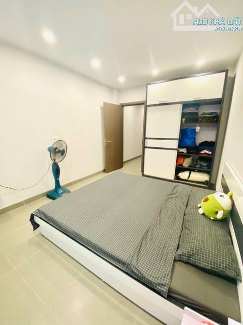 BÁN NHÀ THÁI HÀ, NHÀ MỚI FULL NT, 2 THOÁNG, PHÂN LÔ CÁN BỘ, GARA Ô TÔ, GẦN PHỐ, HƠN 19 TỶ. - 2